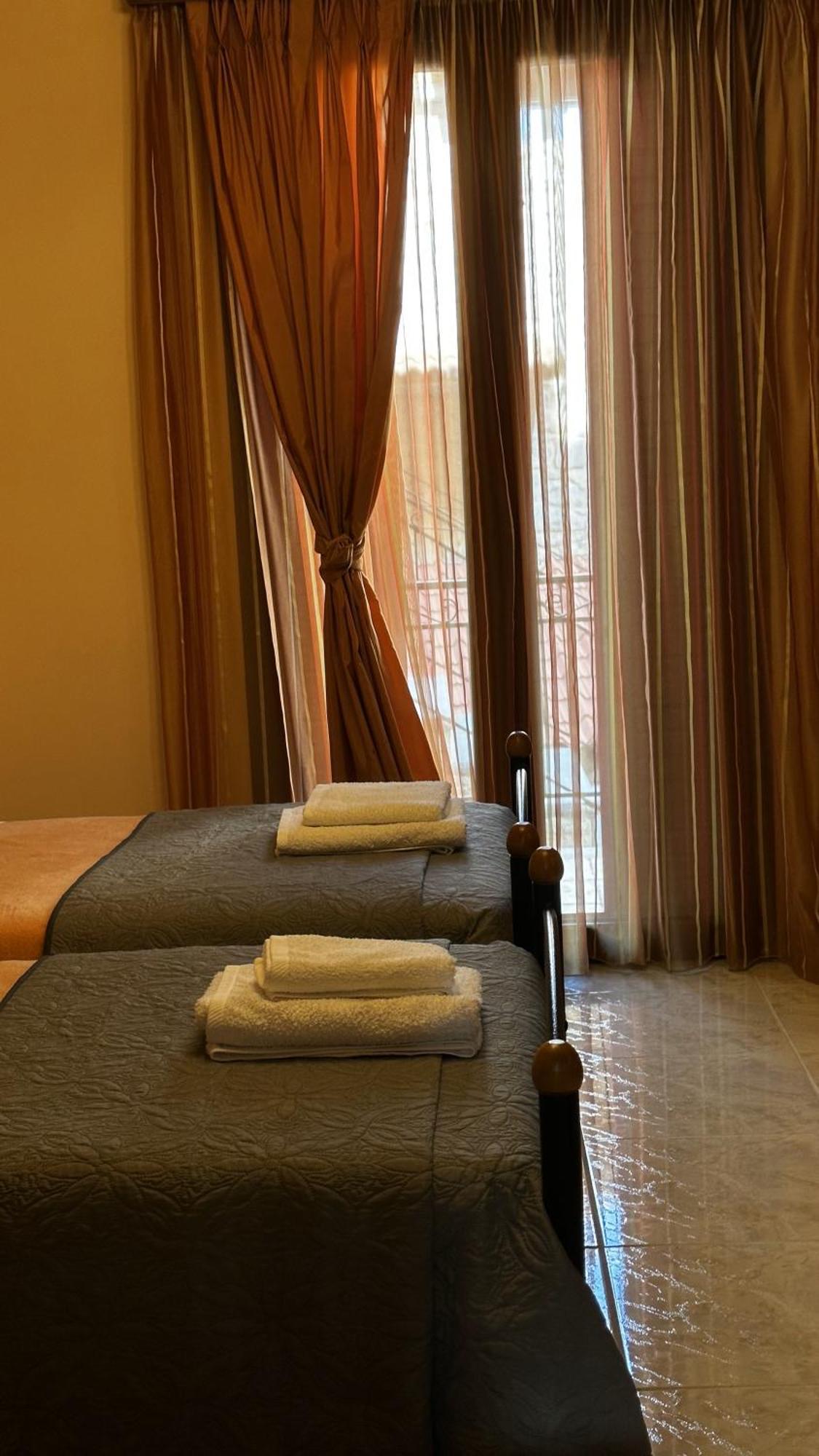 Το Πέτρινο Apartment Kyriaki ภายนอก รูปภาพ